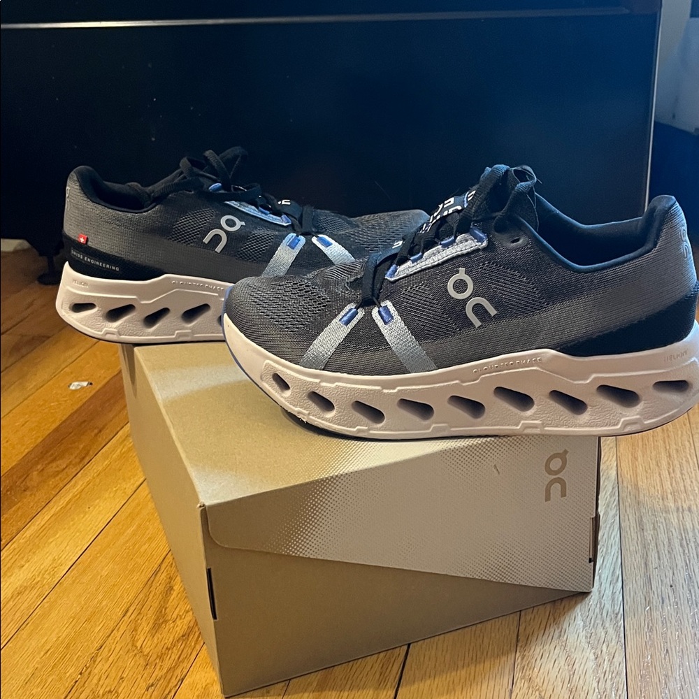 On Cloud Eclipse Running Gray And Black Sneakers … - image 6